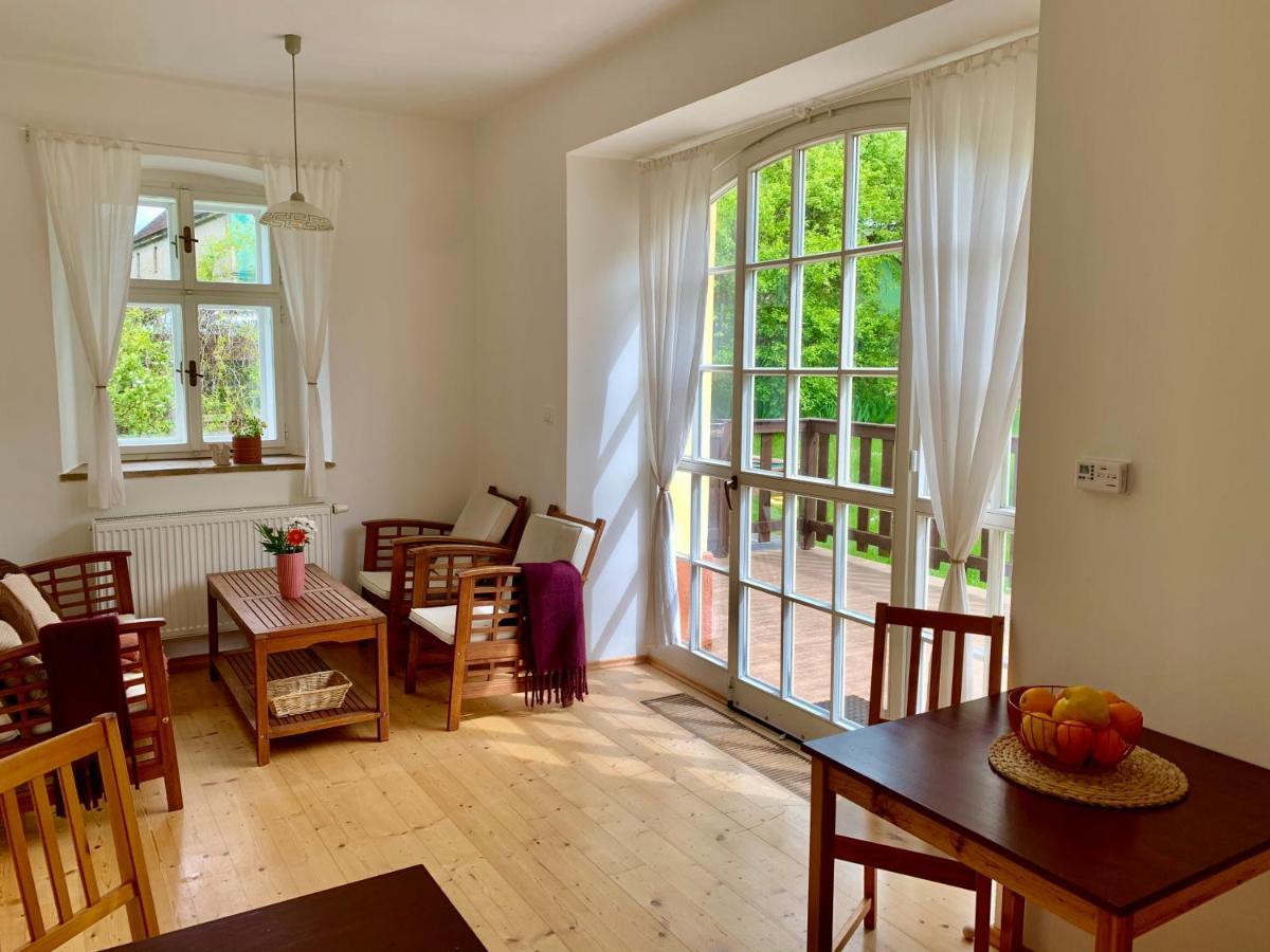 Hotel Penzion Pod Kalvárií Úštěk Esterno foto