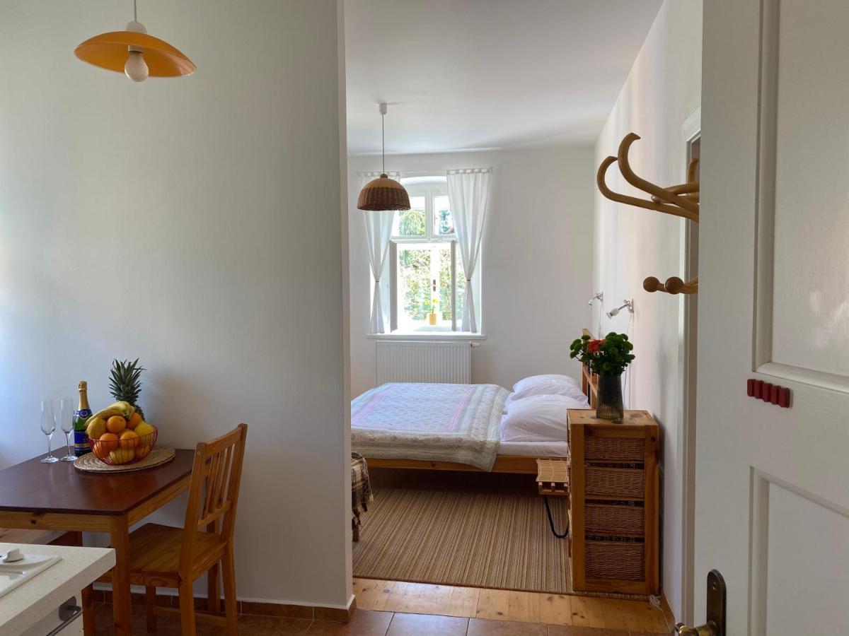 Hotel Penzion Pod Kalvárií Úštěk Esterno foto