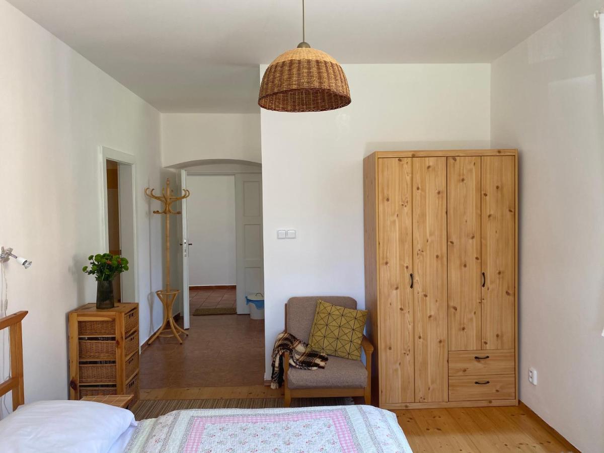 Hotel Penzion Pod Kalvárií Úštěk Esterno foto